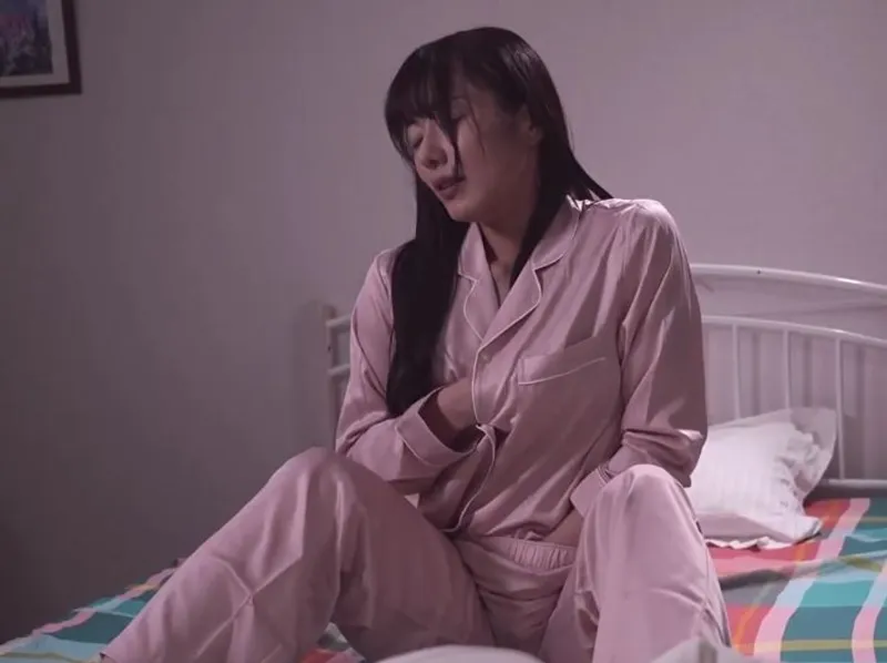 Thẩm du hàng đêm vì người chồng bỏ bê, bà xã quyết định tìm đến ứng dụng hèn hò